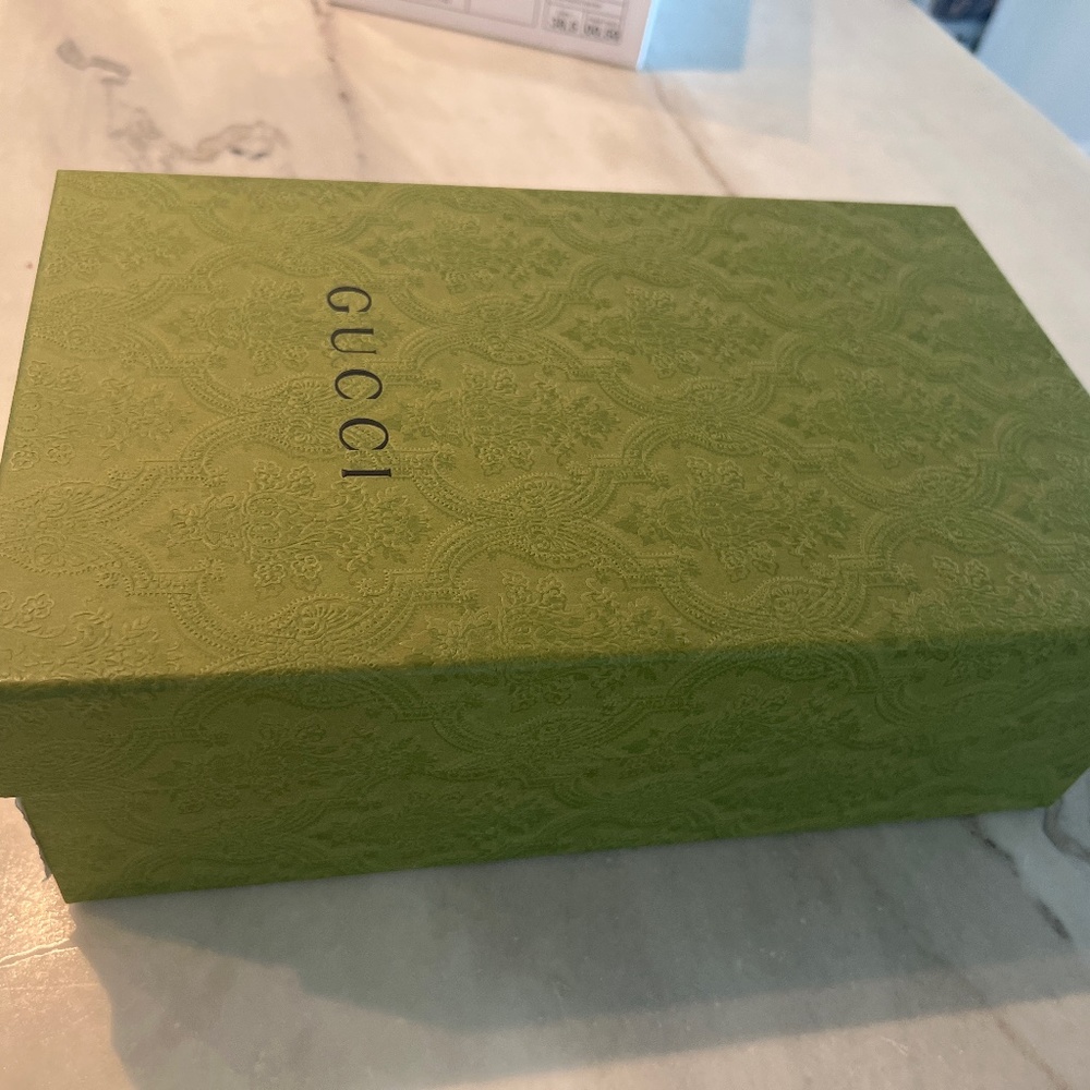Gucci shoebox